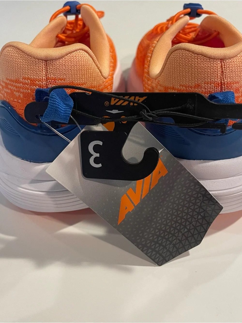 AVIA BYB Max Runner Athletic Sneakers Shoes Size 3 Unisex Orange Bungee Lace